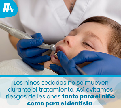 Nio en Consulta con Sedacin Dental Infantil en Las Condes